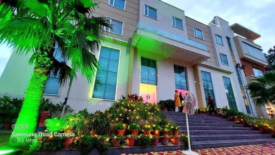 Hotel Pacific Roorkee Экстерьер фото