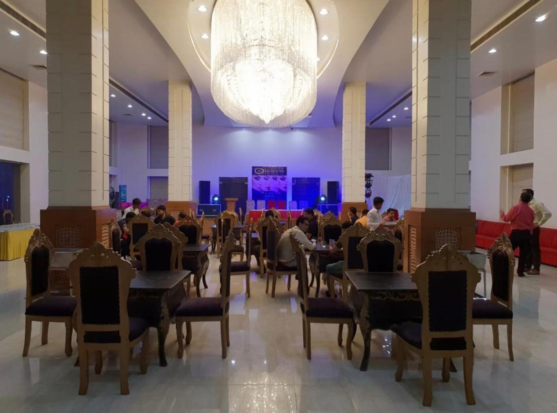 Hotel Pacific Roorkee Экстерьер фото